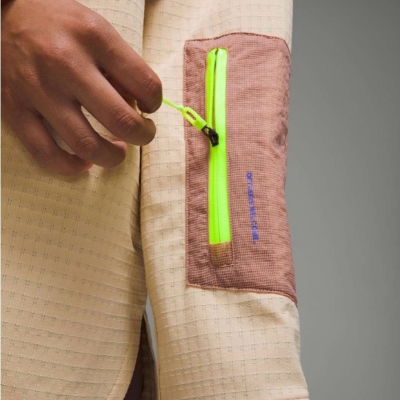 Lululemon Grid Fleece Hiking OverShirt SZ 4 Prosecco/Pink Clay Granola Girl NWT - Picture 5 of 12